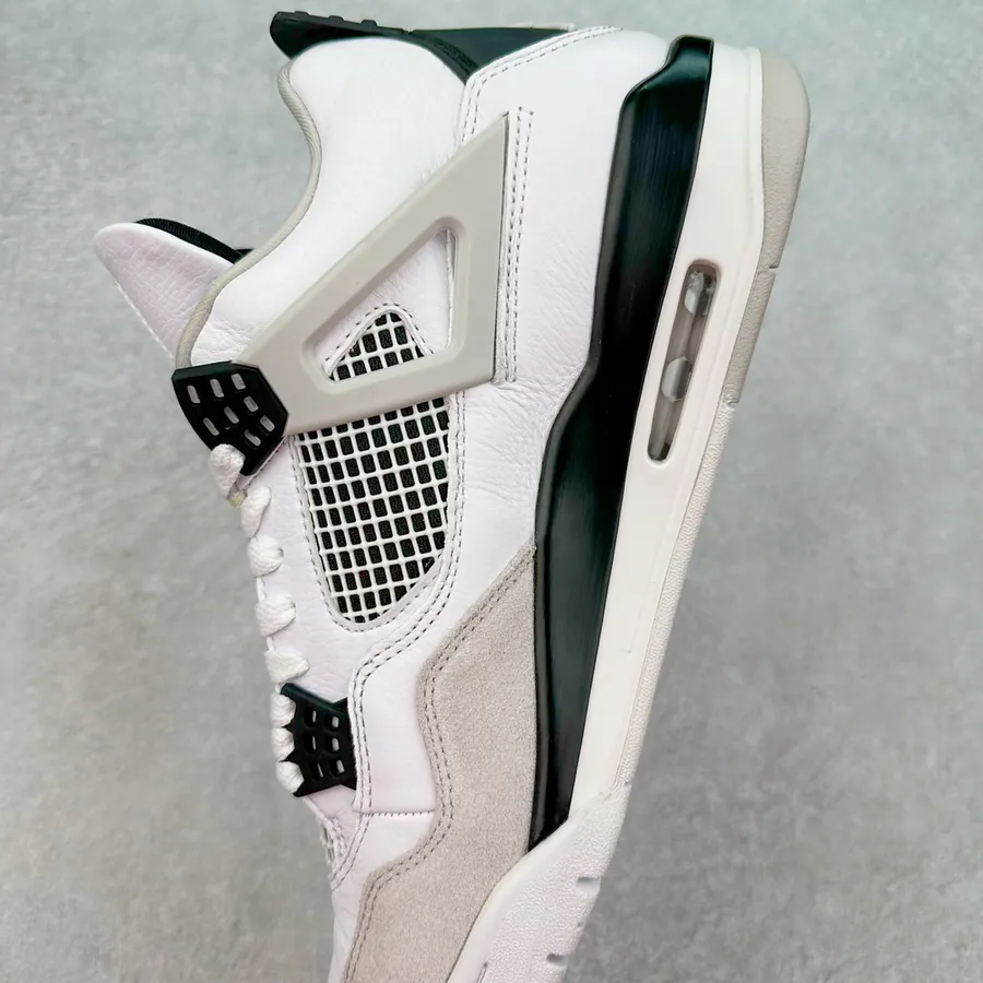 Air Jordan AJ4 Military Black Original Design, Authentic Materials