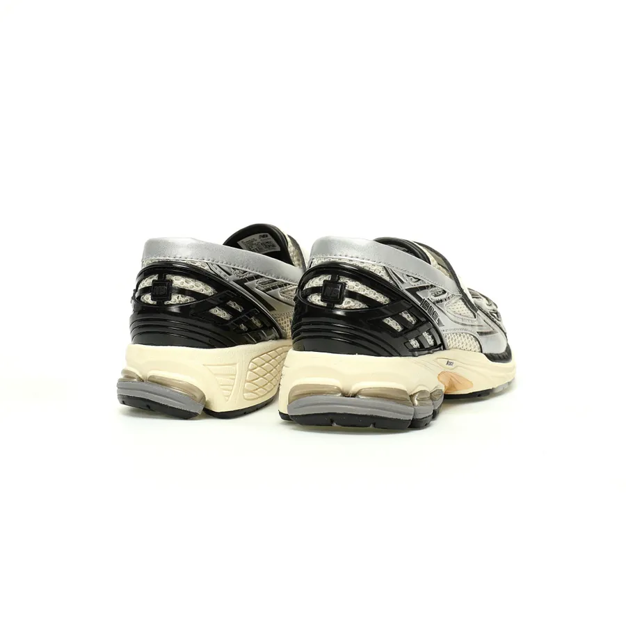 New Balance 1906L Loafer in Beige and Silver