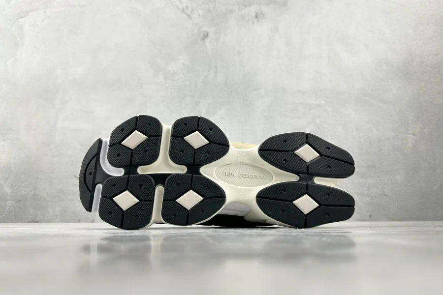 New Balance 9060 Bucket Bag Exclusive Original