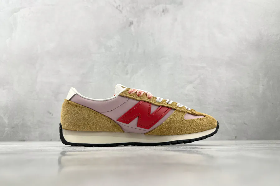 New Balance NB 471 in Vintage Style