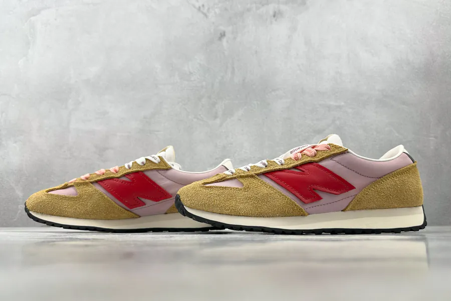 New Balance NB 471 in Vintage Style