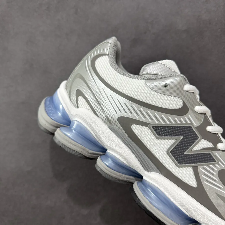 New Balance U2000AA Retro Tech Sneaker