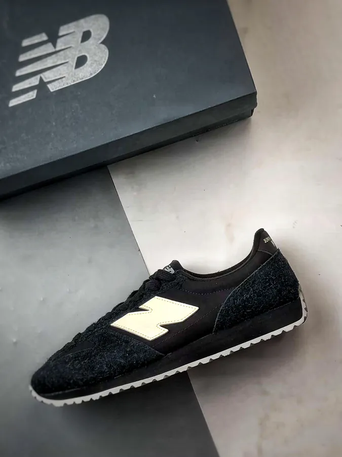 New Balance 471 Vintage Inspired Sneaker