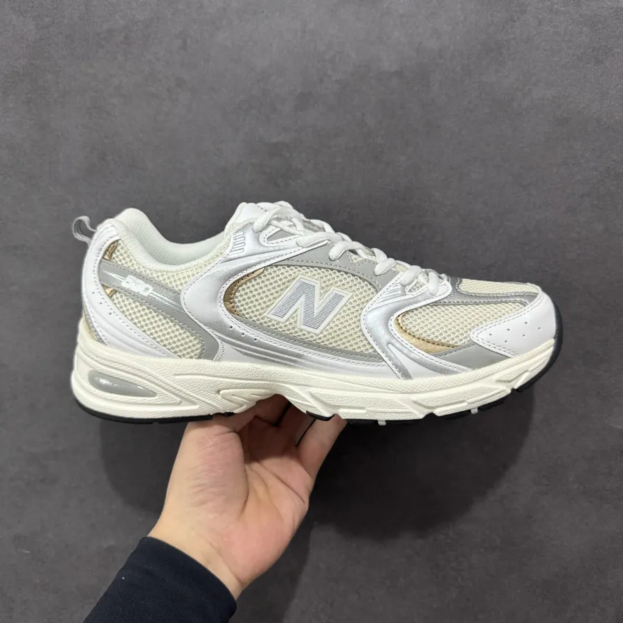 New Balance 530 Vintage Sneaker