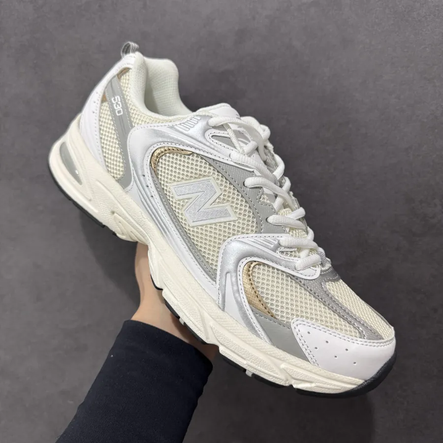 New Balance 530 Vintage Sneaker