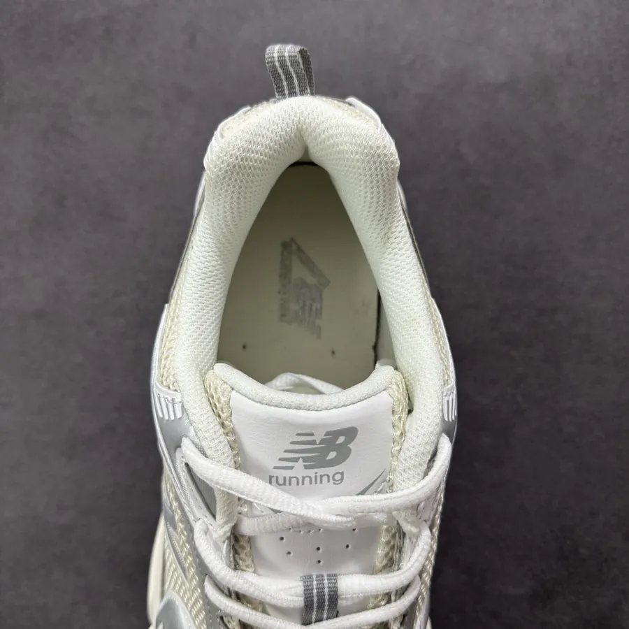 New Balance 530 Vintage Sneaker