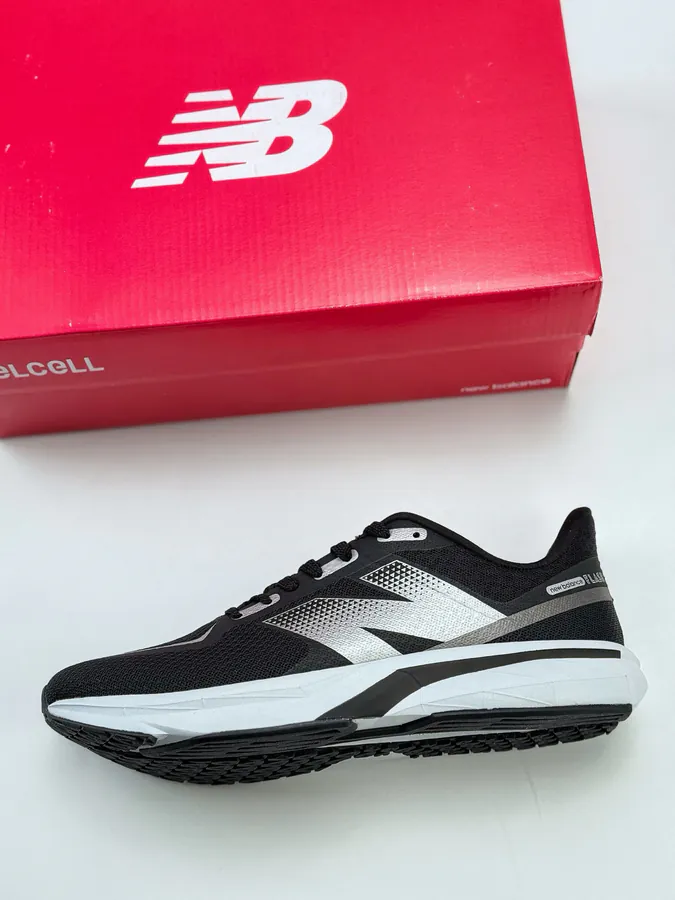 New Balance FuelCell SuperComp Trainer V2 Runner's Choice