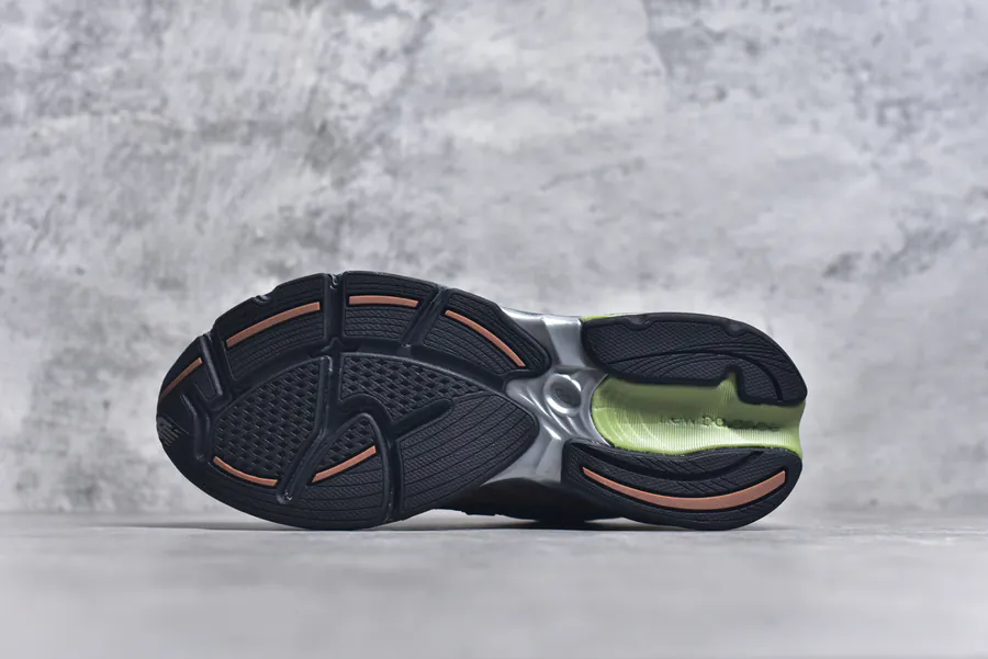 New Balance 2010 Series Retro Running Shoes