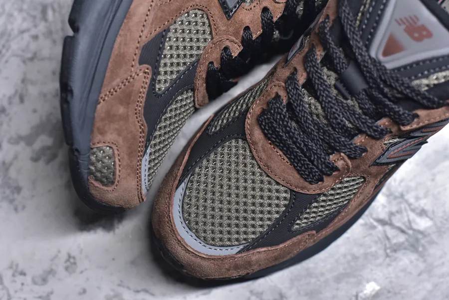 New Balance 2010 Series Retro Running Shoes