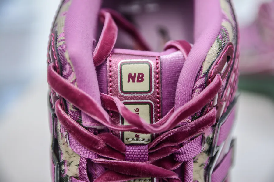 New Balance M1906RDB Vintage Sneaker