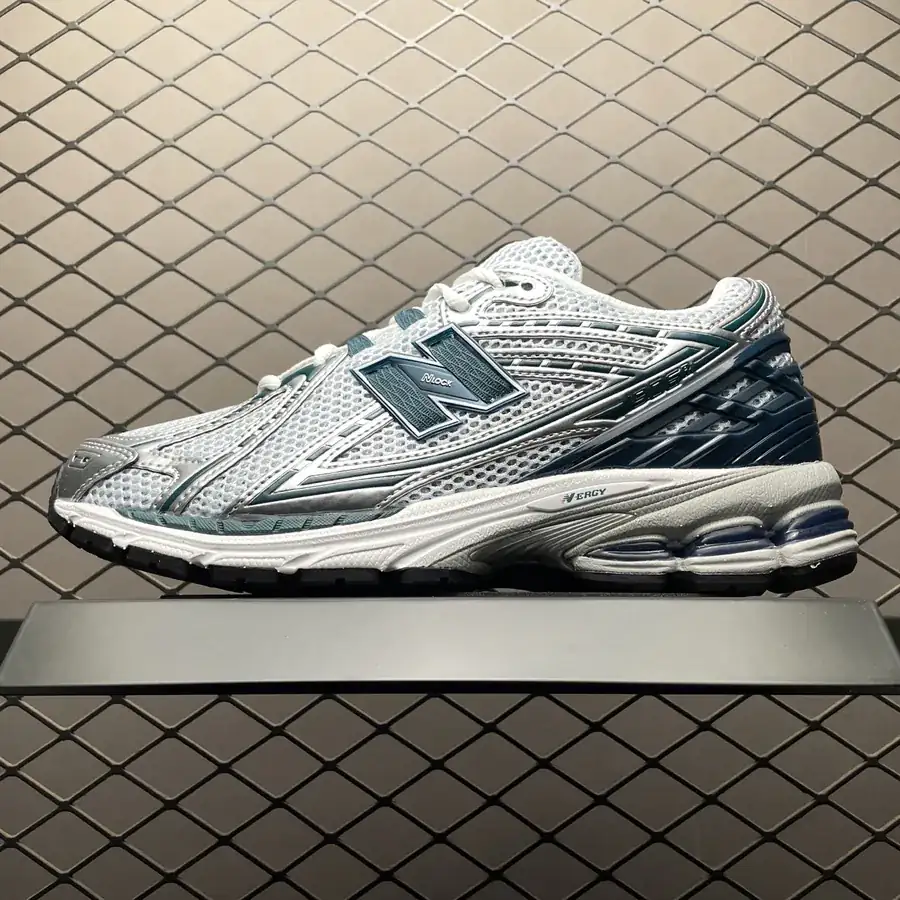 New Balance U1906RCE Vintage Style Running Shoes