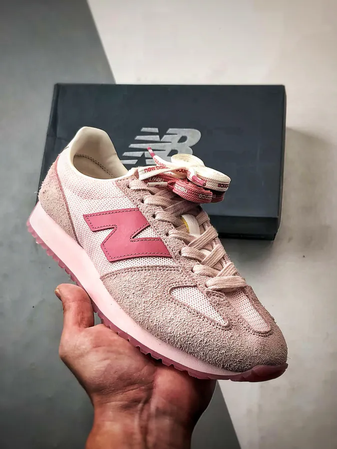 New Balance 471 Series OG Edition Bucket Bag