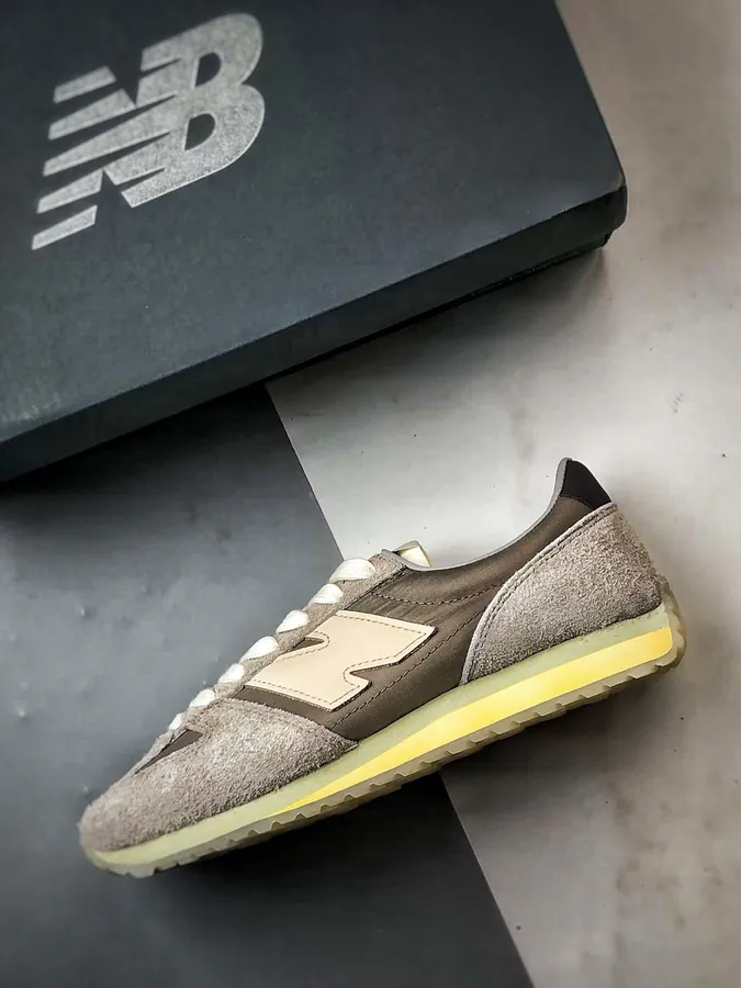 New Balance 471 OG Vintage Sneaker