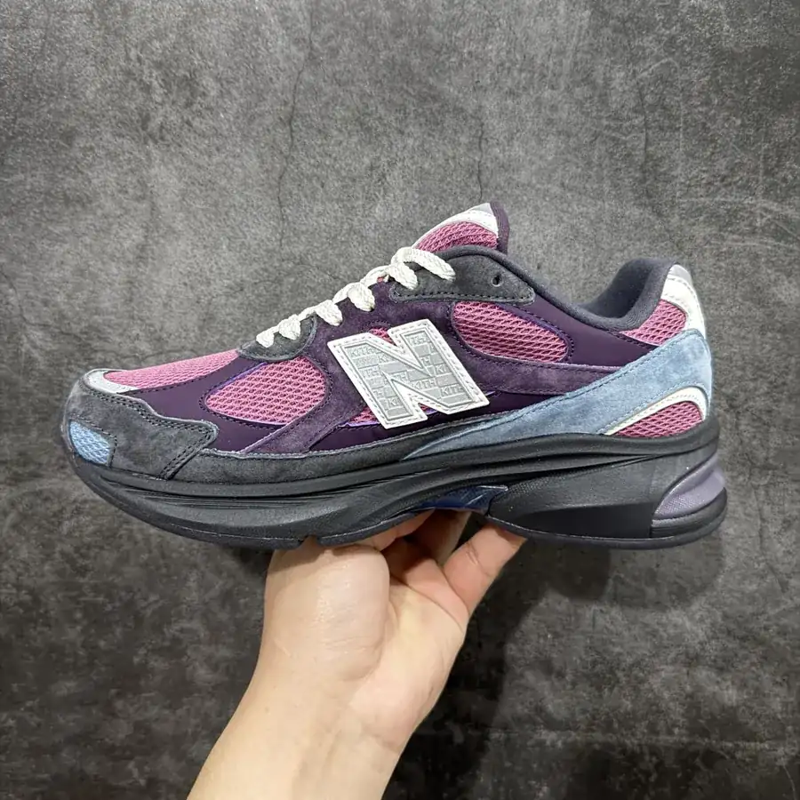 New Balance M2010 Classic Vintage Dad Style Running Shoes