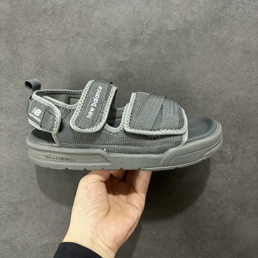 New Balance SD3205 Classic Sandals