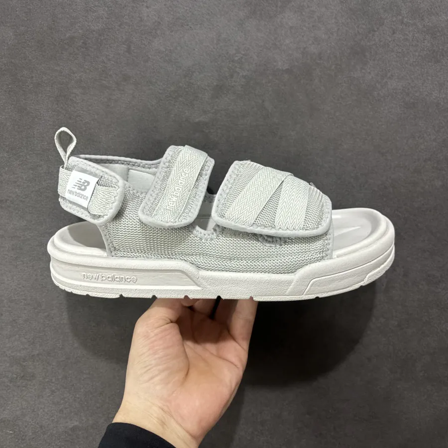 New Balance SD3205 Classic Sandals