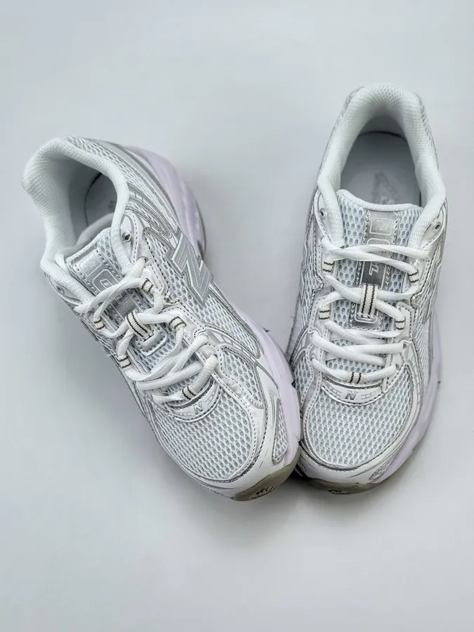 New Balance 740 Series Sneaker