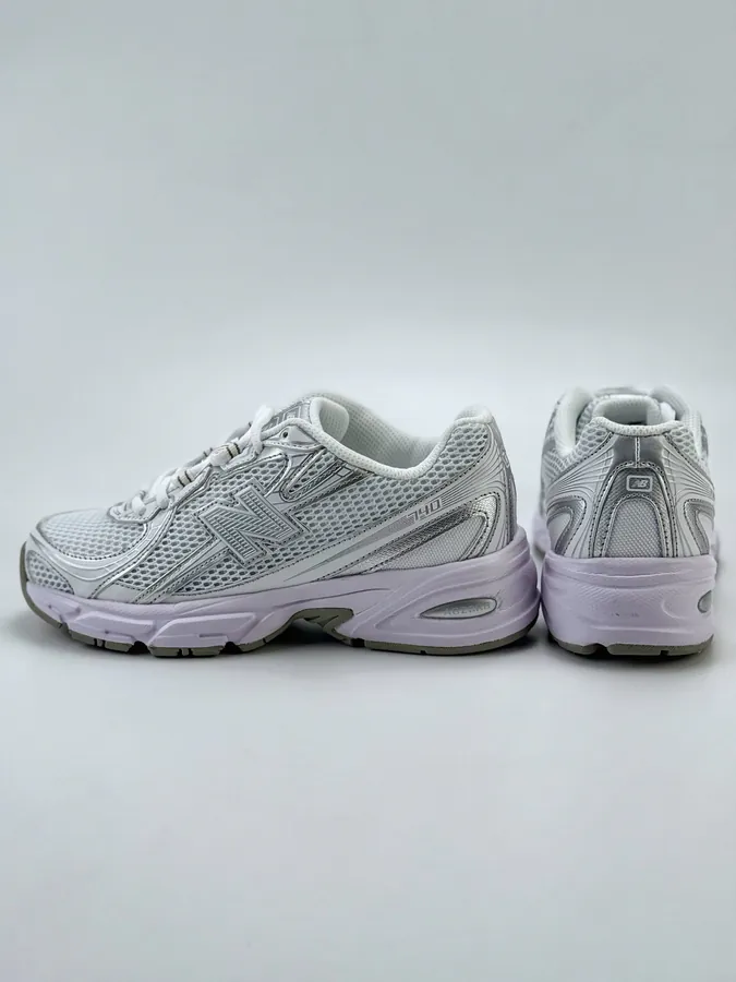 New Balance 740 Series Sneaker