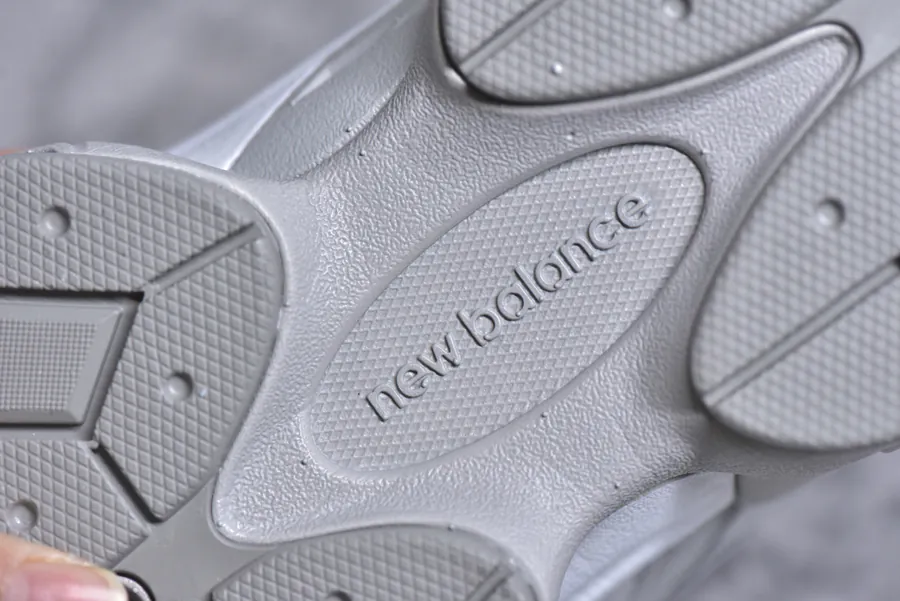 NB9060 Retro Sport Sneakers