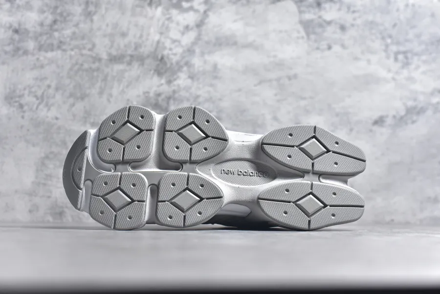 NB9060 Retro Sport Sneaker