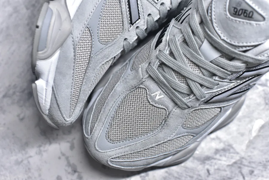 NB9060 Retro Sport Sneaker
