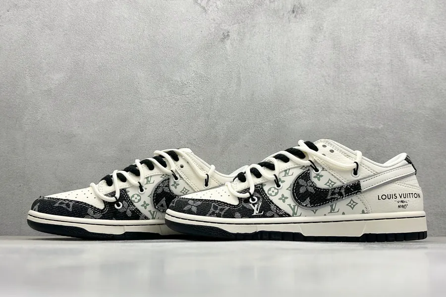 Nike SB Dunk Low LV Collaboration Low Top Sneakers