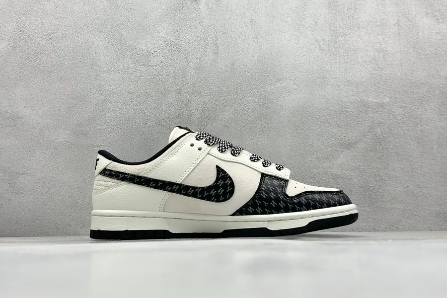 Nike SB Dunk Low MLB Collaboration Letter Patch
