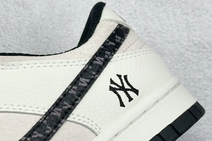 Nike SB Dunk Low MLB Collaboration Letter Patch