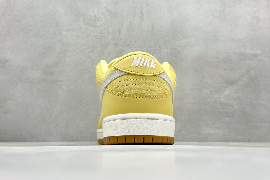 NIKE SB Dunk Low Pro ISO University Blue