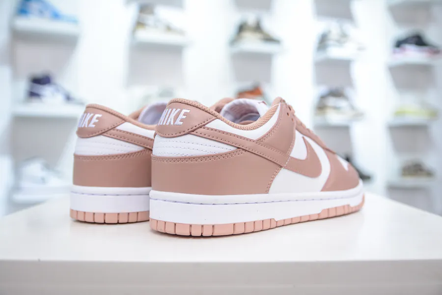 NK Dunk Low in Rose Pink
