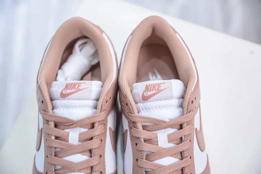NK Dunk Low in Rose Pink