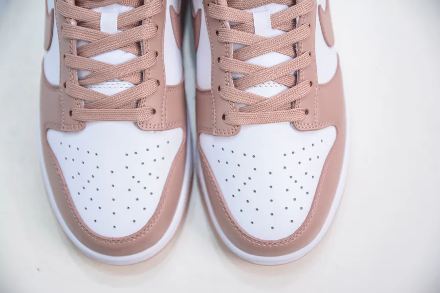 NK Dunk Low in Rose Pink