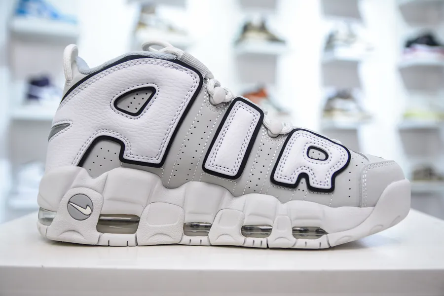 NK Air More Uptempo '96 OG Sneaker