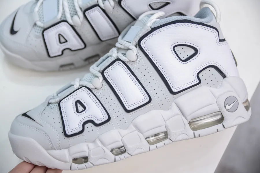 NK Air More Uptempo '96 OG Sneaker