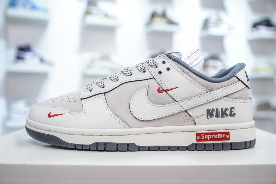 Nike SB Dunk Low x Supreme SUP White Grey Red