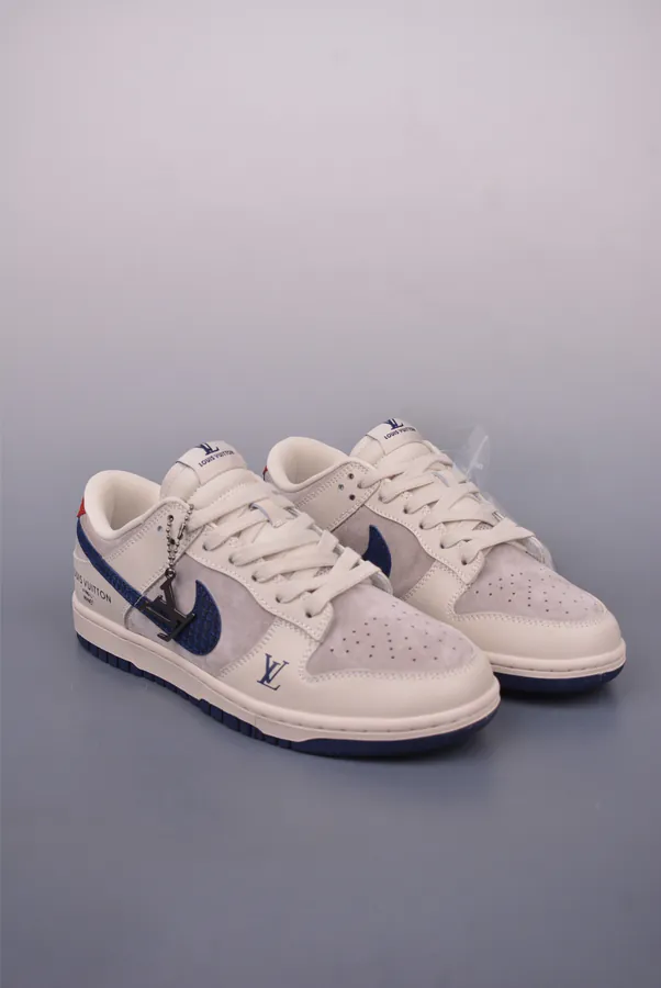 Nike SB Dunk Low LV Collaboration OG Edition