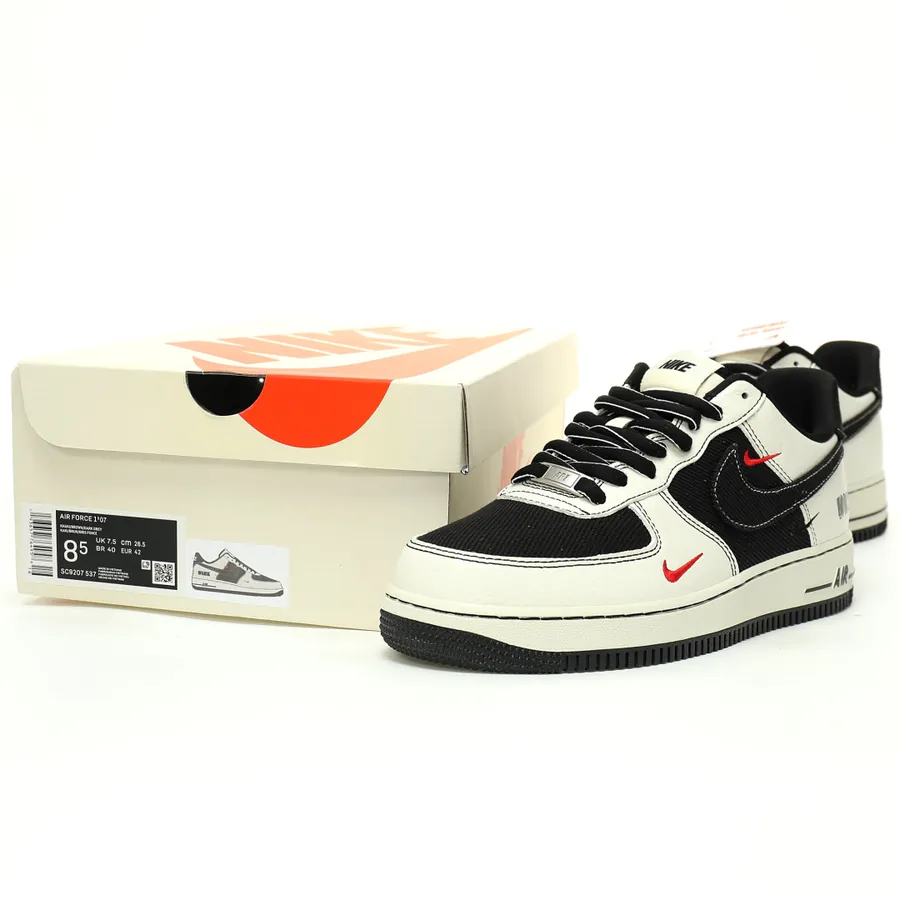 Air Force 1'07 Low Men's and Women's Sneakers