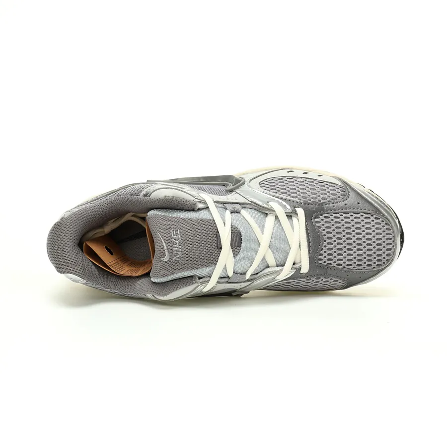Nike V5 Runner V5 Men's and Women's Running Shoes