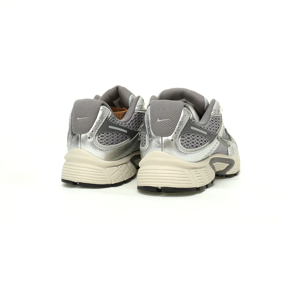 Nike V5 Runner V5 Men's and Women's Running Shoes