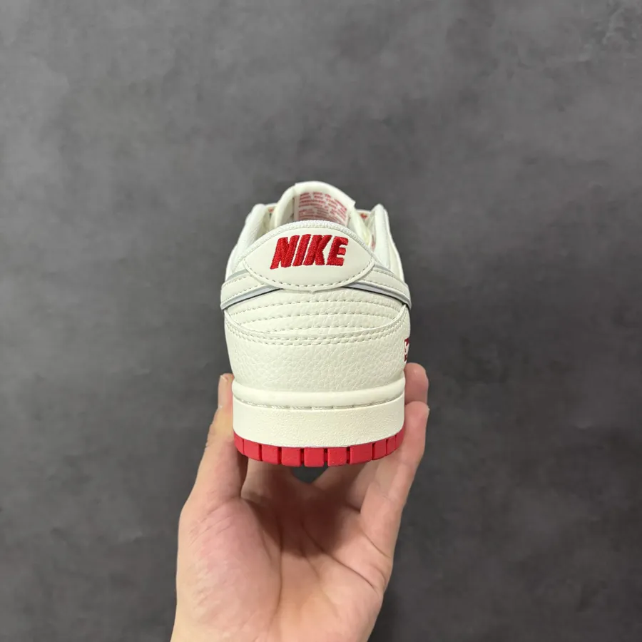 Nike SB Dunk Low Supreme Custom Edition Low Top Sneakers