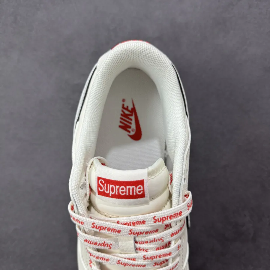 Nike SB Dunk Low Supreme Custom Edition Low Top Sneakers