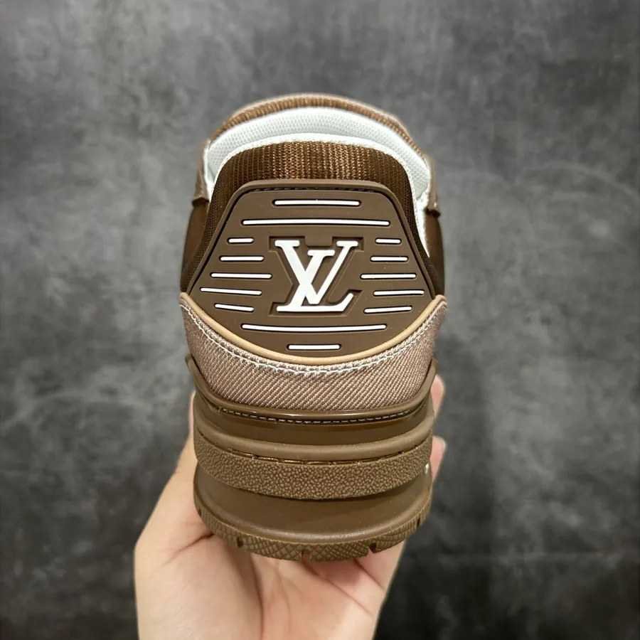 LV Trainer Brown Print