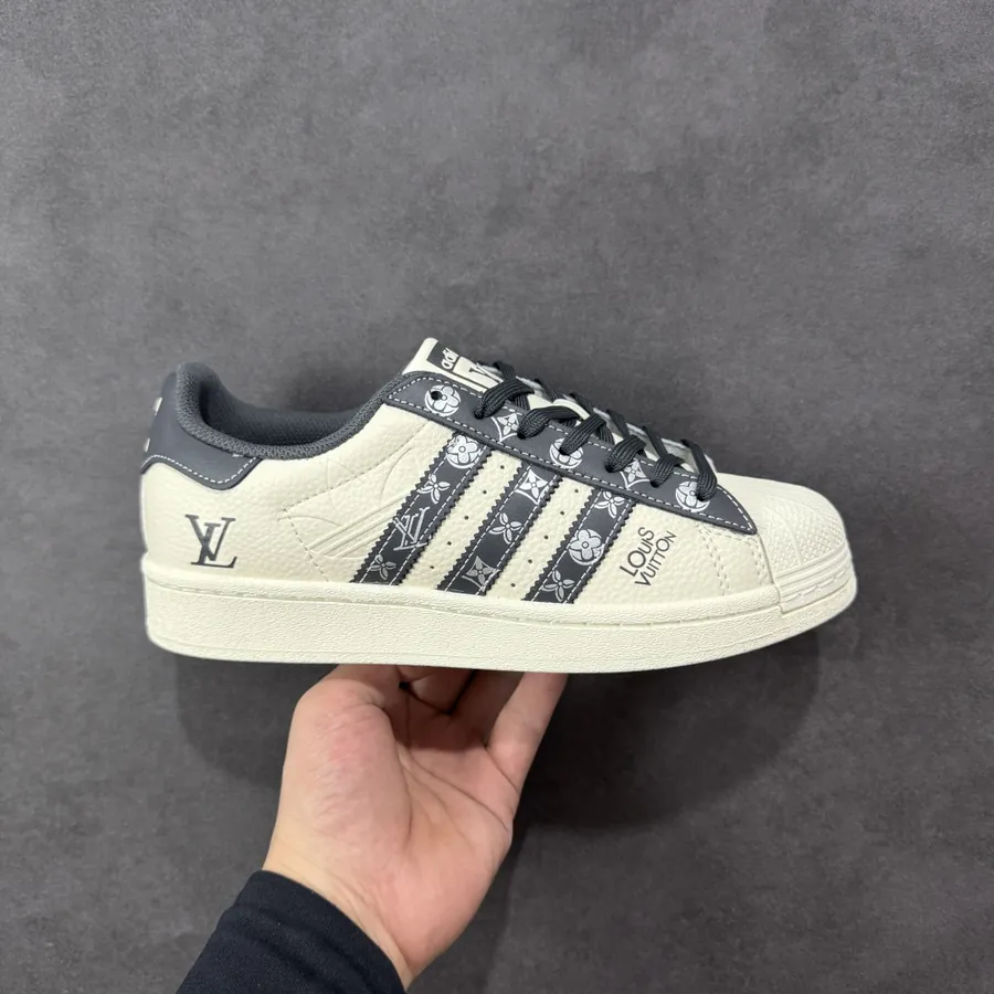 Originals Superstar x LV Exclusive Authentic Sneaker