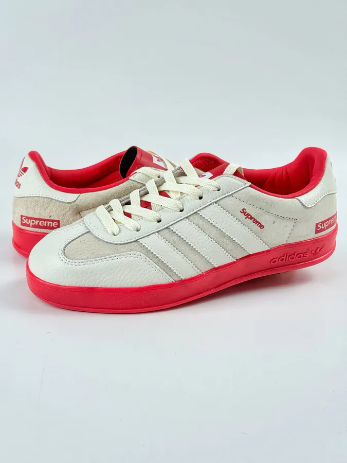 Adidas Originals Gazelle Indoor x Supreme