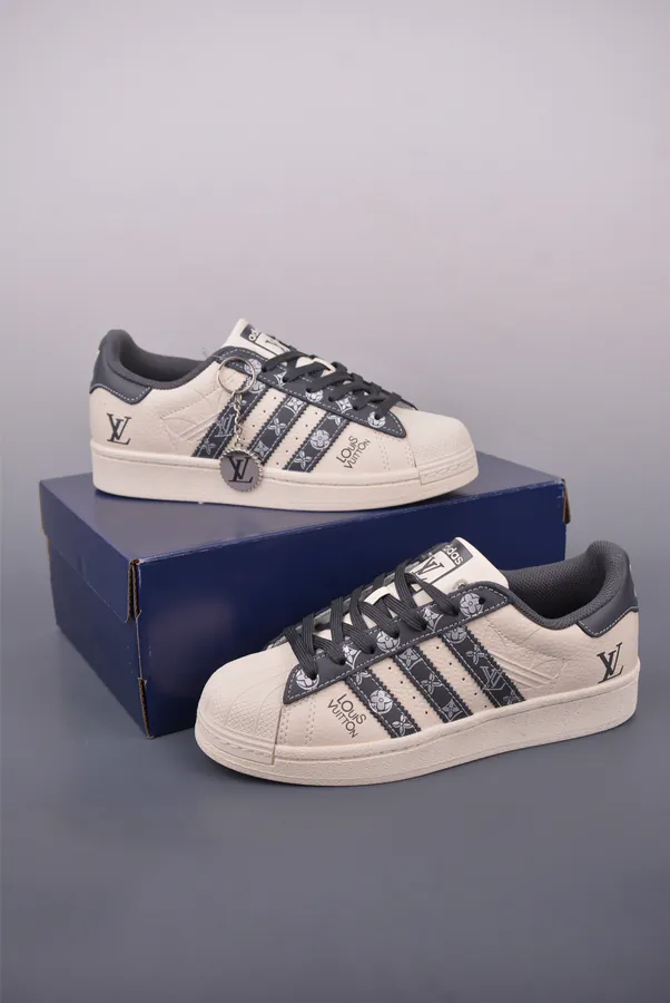 Adidas Originals Superstar Classic White Sneaker