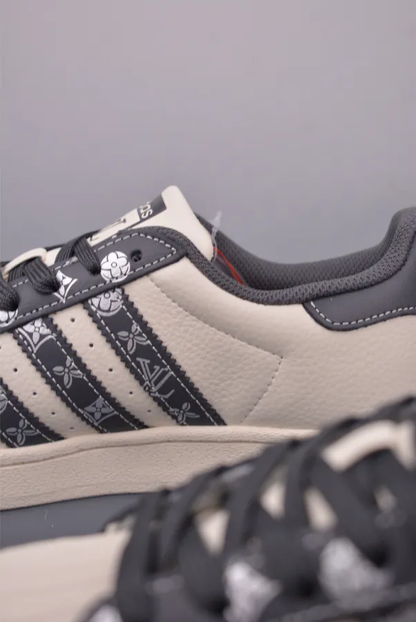Adidas Originals Superstar Classic White Sneaker