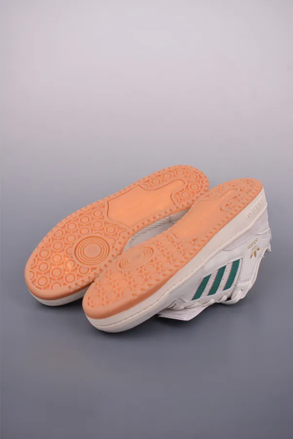 AD Forum LOW Low Top Sneaker