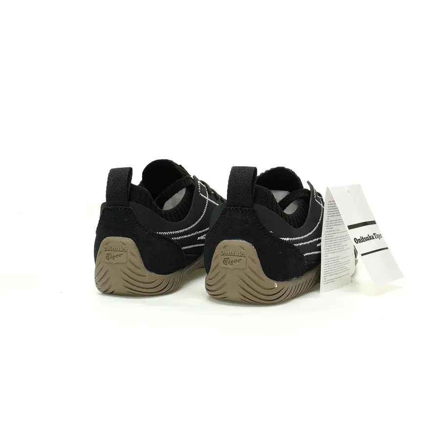 Onitsuka Tiger Sclaw Low Classic Retro Sneaker with Minimalist Design