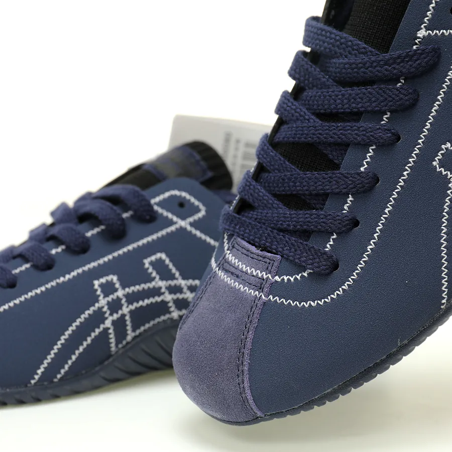 Onitsuka Tiger Sclaw Low Tiger Claw Series Low Top Sneaker