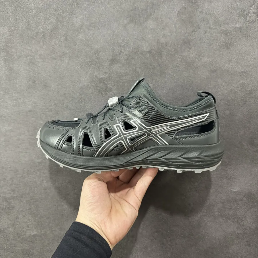 Asics Gel Sonoma SE Lightweight Trail Running Sandals